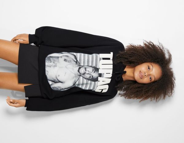 Mikiny S Kapucňou Bershka Tupac Print Damske Čierne | TXPLhmDbxq3