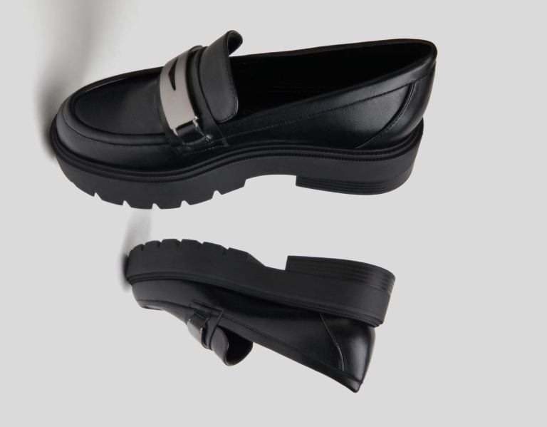 Balerinky Bershka Loafers With Metallic Detail Damske Čierne | 8hRkvZI4dhu