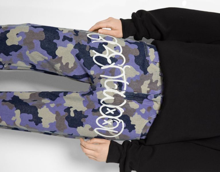 Džínsy Bershka Siroke Topanky-leg Printed '90s Panske Modre | SPnjqnboZBg