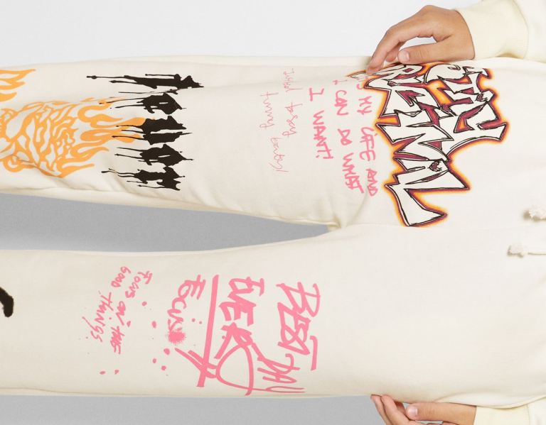 Nohavice Bershka Graffiti Print Joggers Damske Biele | TszdDYRTFft