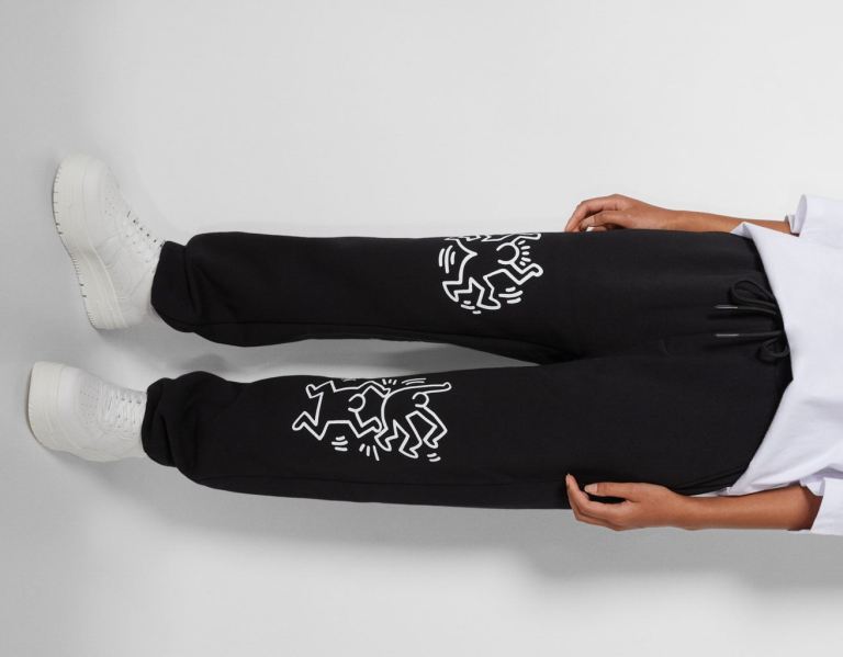 Nohavice Bershka Sweat With Keith Haring Print Damske Čierne | l9kwRgocpnQ