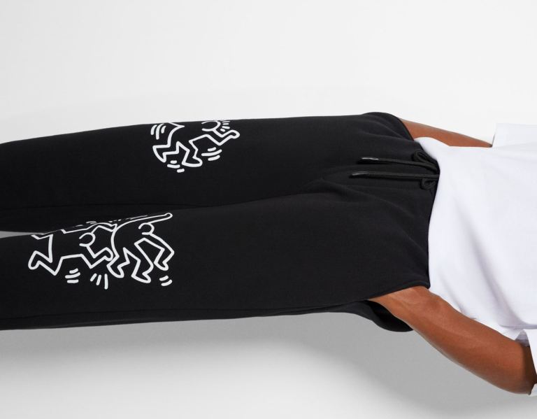 Nohavice Bershka Sweat With Keith Haring Print Panske Čierne | ppmSvMyuLpX