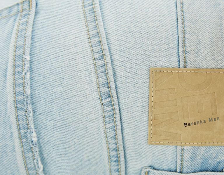 Sortky Bershka Vychudnutý Denim Bermuda With Rips Panske Svetlo Modre | Zco389Dzyqm