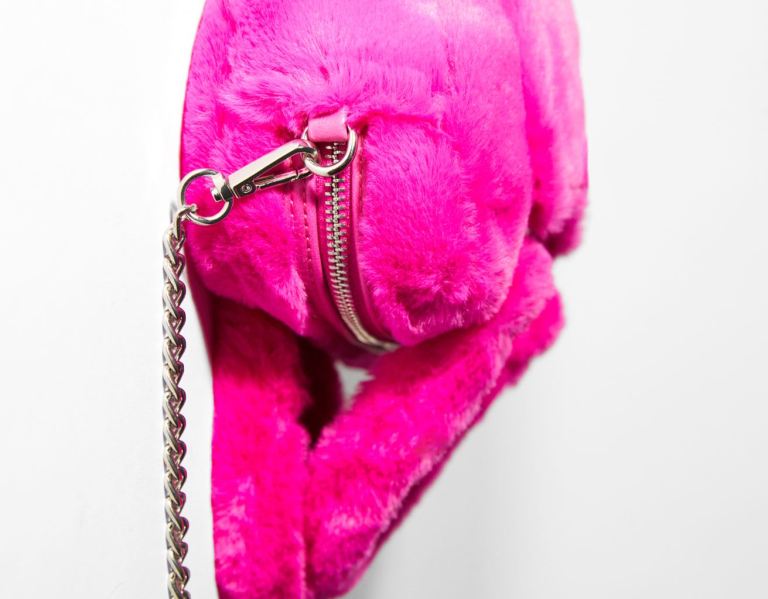 Tasky Bershka Faux Fur Heart Crossbody With Chain Remienkove Damske Fuchsie | 7VWPu6la8Xo