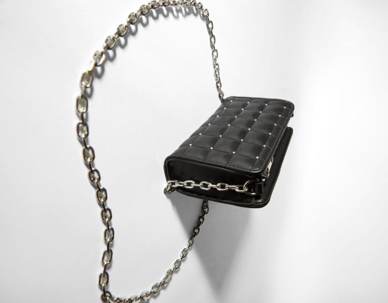 Tasky Bershka Prešívané Mini Crossbody With Studs Damske Čierne | UxmtbO4uLiQ