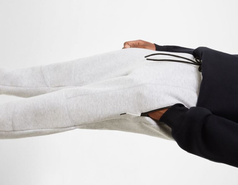 Teplaky Bershka Plush Sweatpants With Seams Panske Siva | zzlG3xTJsyY