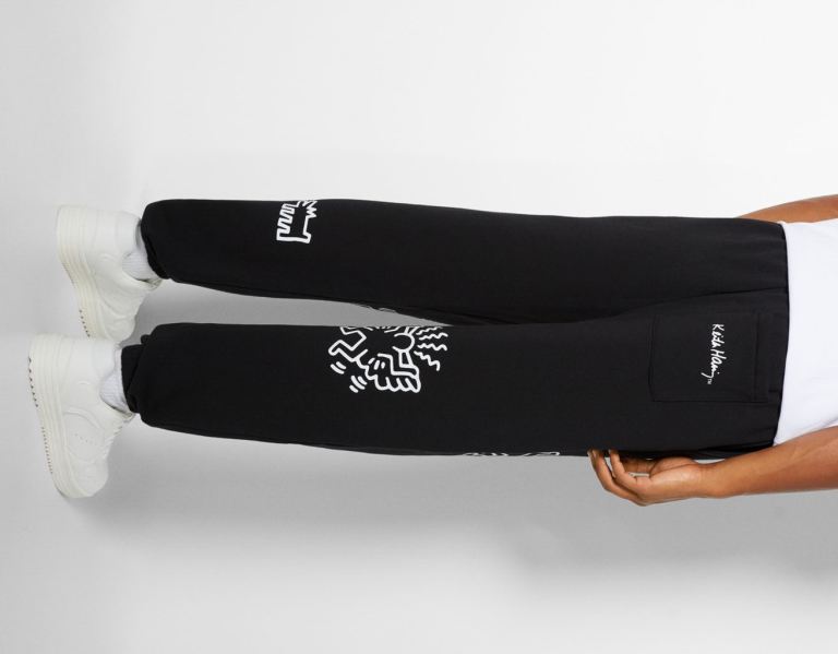 Teplaky Bershka Sweatpants With Keith Haring Print Panske Čierne | DOQDjebUqsE