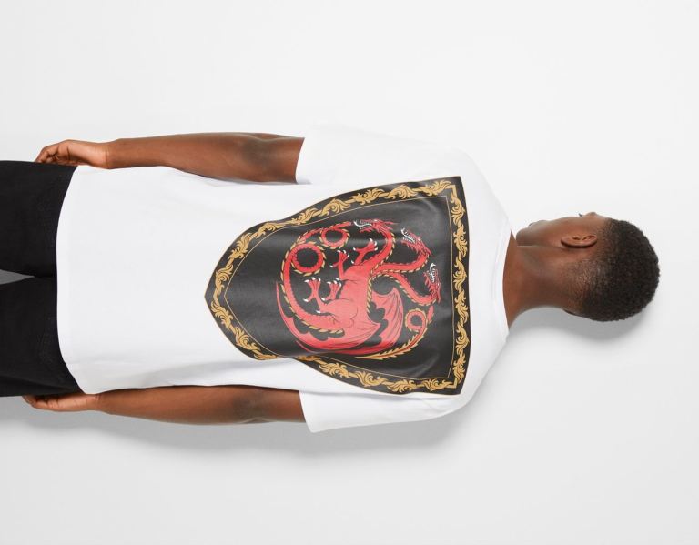 Tricko Bershka House Of Dragons Regular-fit Kratke Sleeve Panske Biele | iol4L7jLfTH