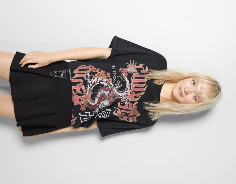 Tricko Bershka Kratke Sleeve With Print Damske Čierne | KGprhKgKLWA