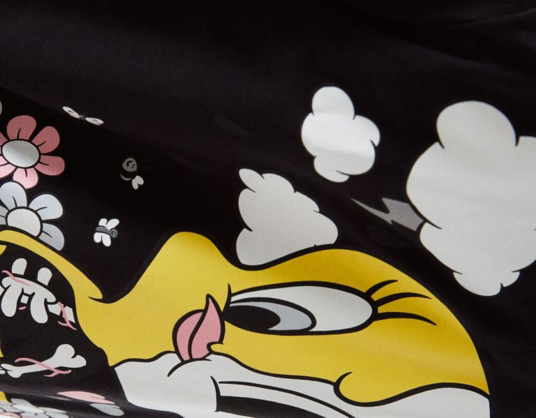 Tricko Bershka Regular Fit Kratke Sleeve With Looney Tunes X Coté Escrivá Print Panske Čierne | vPn1lHfjFvC