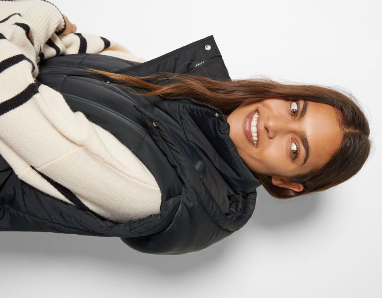 Vrchné Odevy Bershka Long S Kapucňou Puffer Vest Damske Čierne | bQyZfYLfjB5