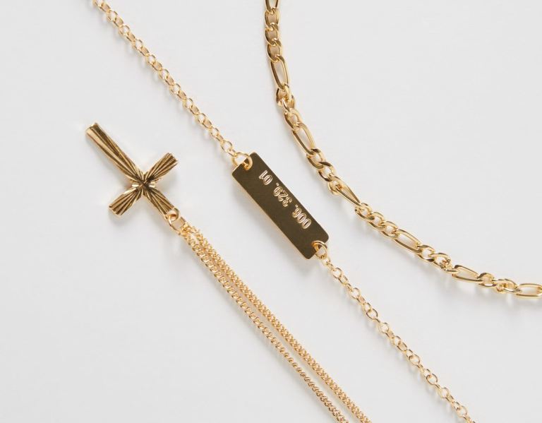 Šperky Bershka Necklace With Thin Crosses Panske Zlate | Y45buwFAong