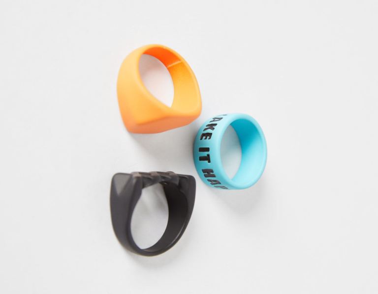 Šperky Bershka Set Of 3 Colored Rings Panske Oranžové | 5GwctNEktNk