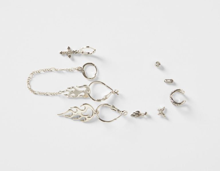 Šperky Bershka Set Of 8 Ear Cuff Cross And Butterfly Earrings Damske Strieborne | 7wnOcyFdtBl